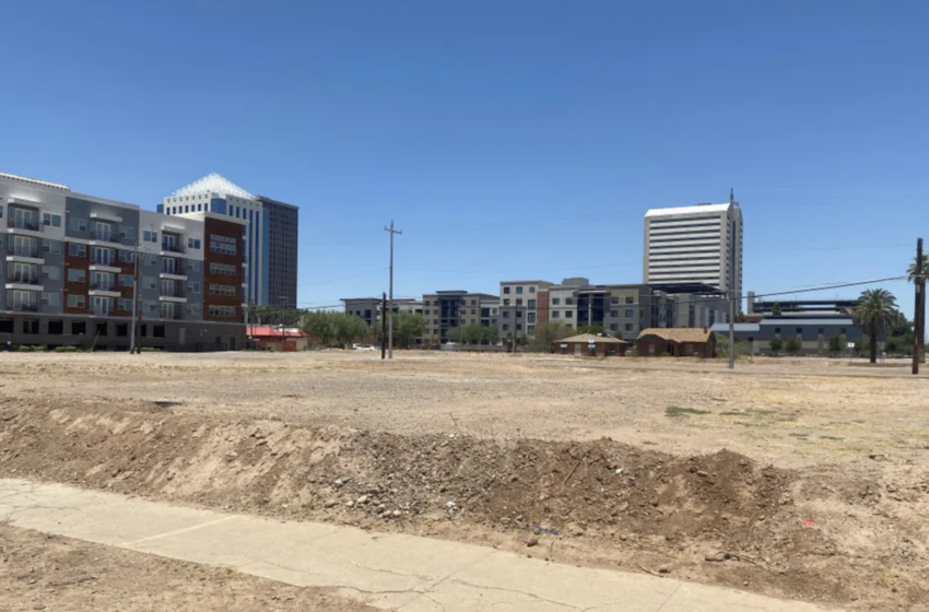  Phoenix looks to turn city-owned land into affordable housing; parcel near Park Central is up next