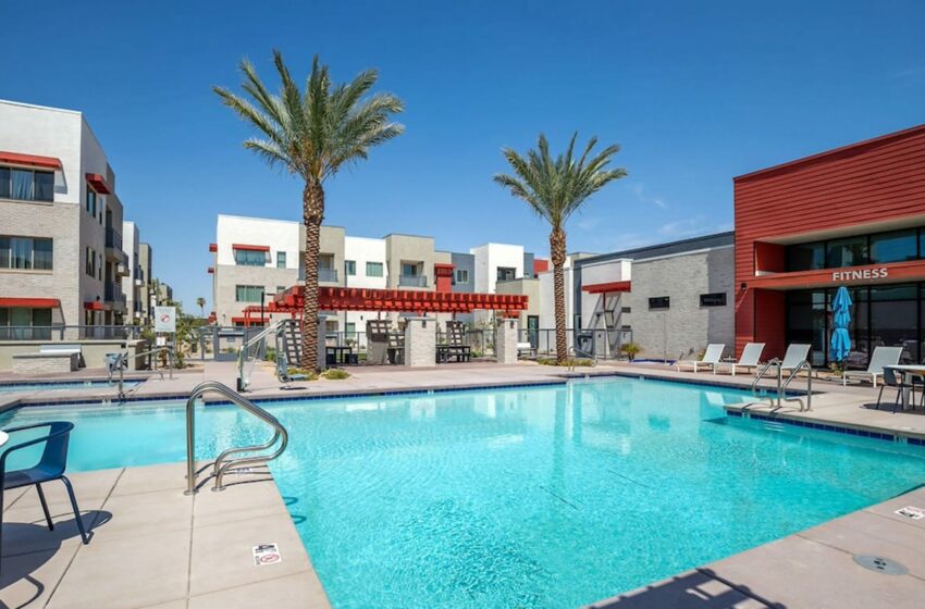  Dominium opens Vista Ridge affordable housing complex in South Phoenix