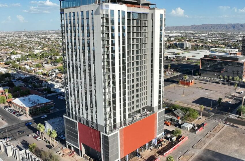  Downtown Phoenix Welcomes New Residential Tower