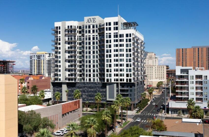  Korman Communities and RXR Open New Luxury High-Rise Development in Phoenix